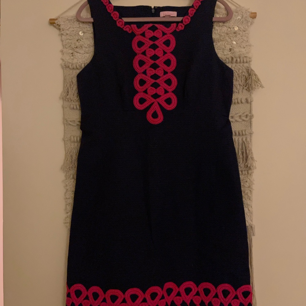 Adelson pink swirl shift dress!